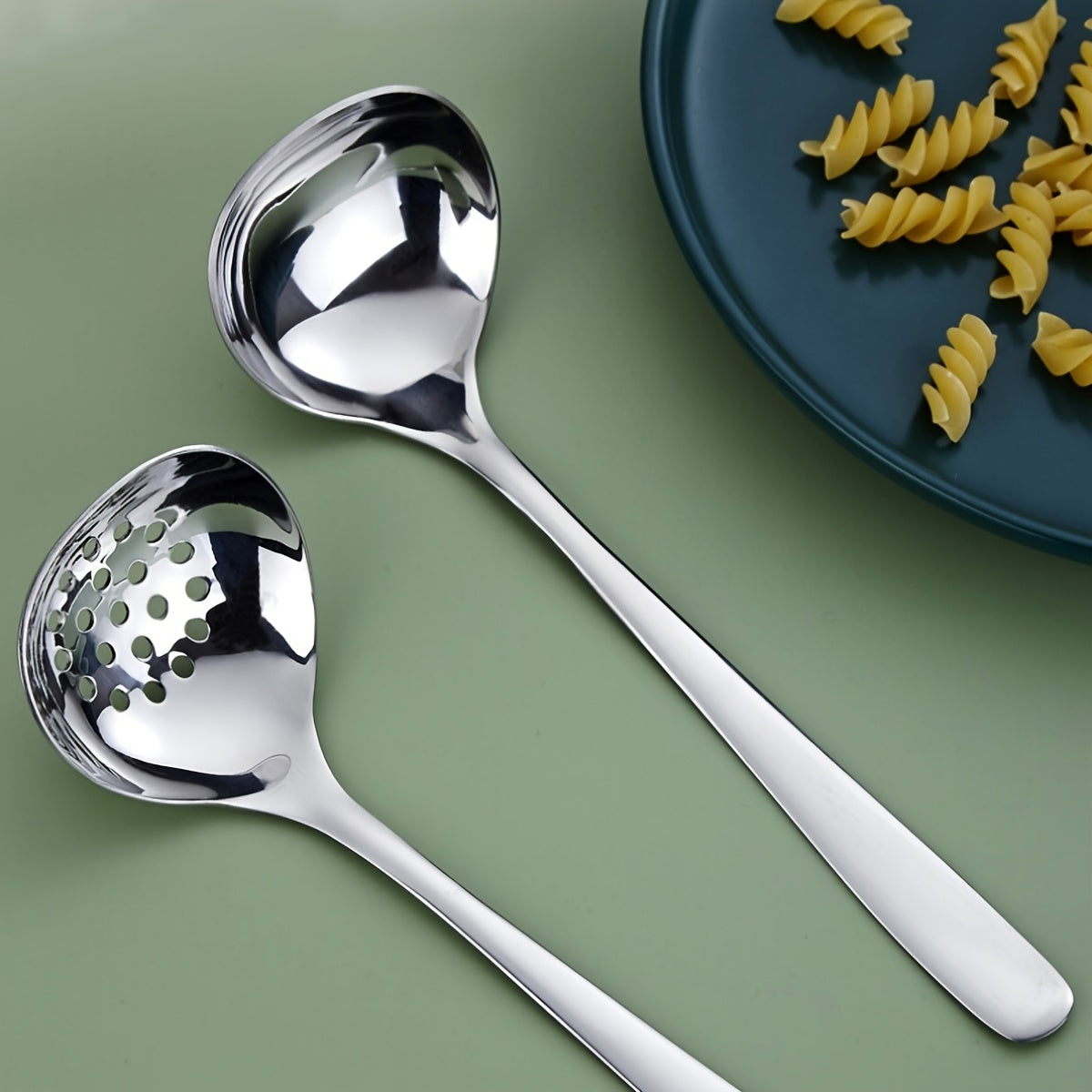 1pc of Thickened Stainless Steel Large Spoons And Slotted Spoons, Creative Western Dining Utensils, Deep Soup Spoons, Ramen Spoons, Hot Pot Spoons, Kitchen, Restaurant, Hotel