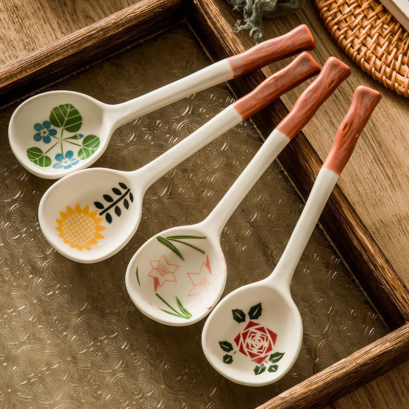 A High-looking Spoon, Soup Spoon for Home Use, Long-handled, Cute, Quirky, and Unique 111