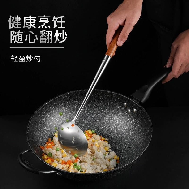 Heavy-Duty -Use Spatula Fried Spoon & Soup Shovel - Long Handle 304 Stainless Steel Kitchen Utensil Suitable for Chefs & Household - Stir-Fry, Saute, Soup Serving